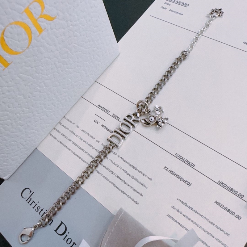 chr1st1an D10r bracelets